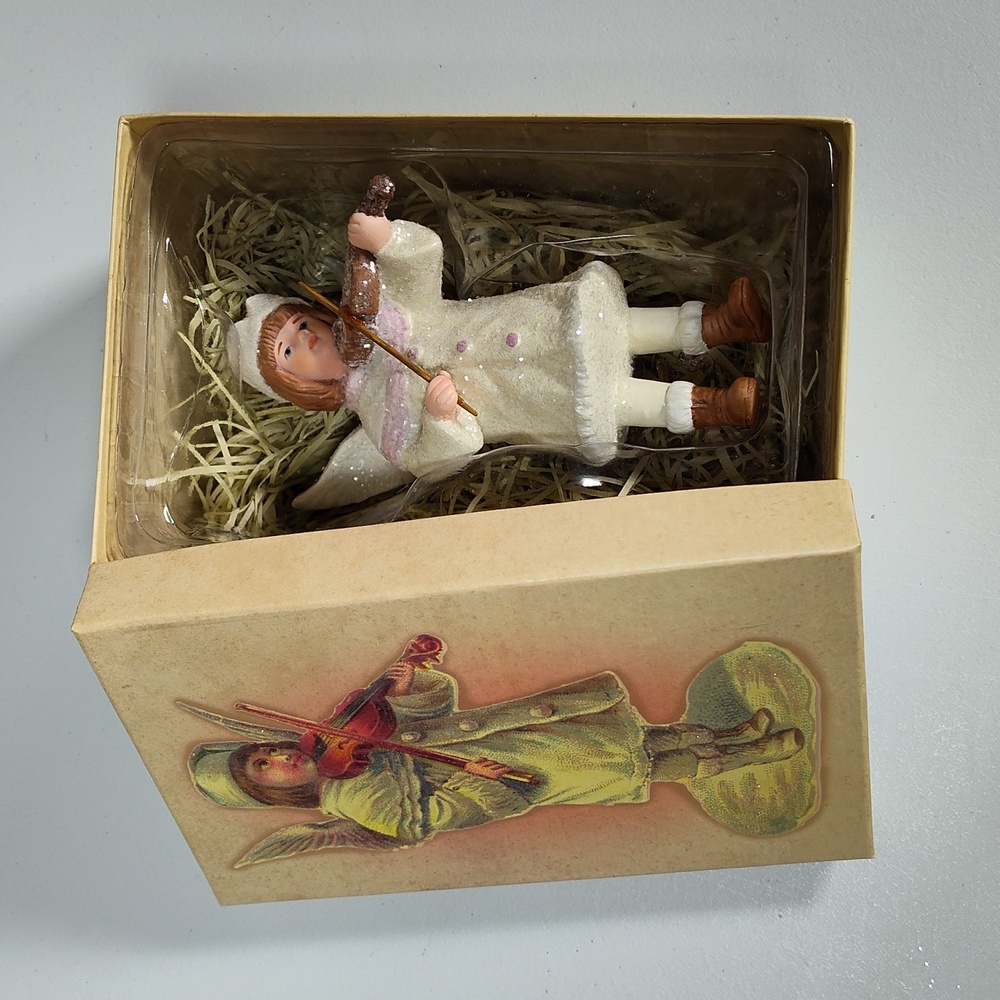 Costco collectible‎ angel with violin Christmas tree ornament